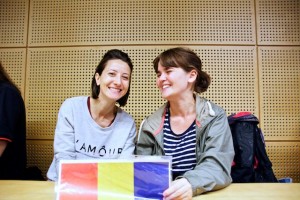 Laura Marinica and her friend Michaela from Romania attended the event. Photo: Jens Hansen.