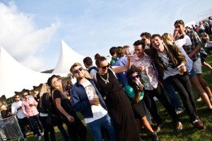 A lot of sun-seeking students had found their place at Sensommarfestivalen.